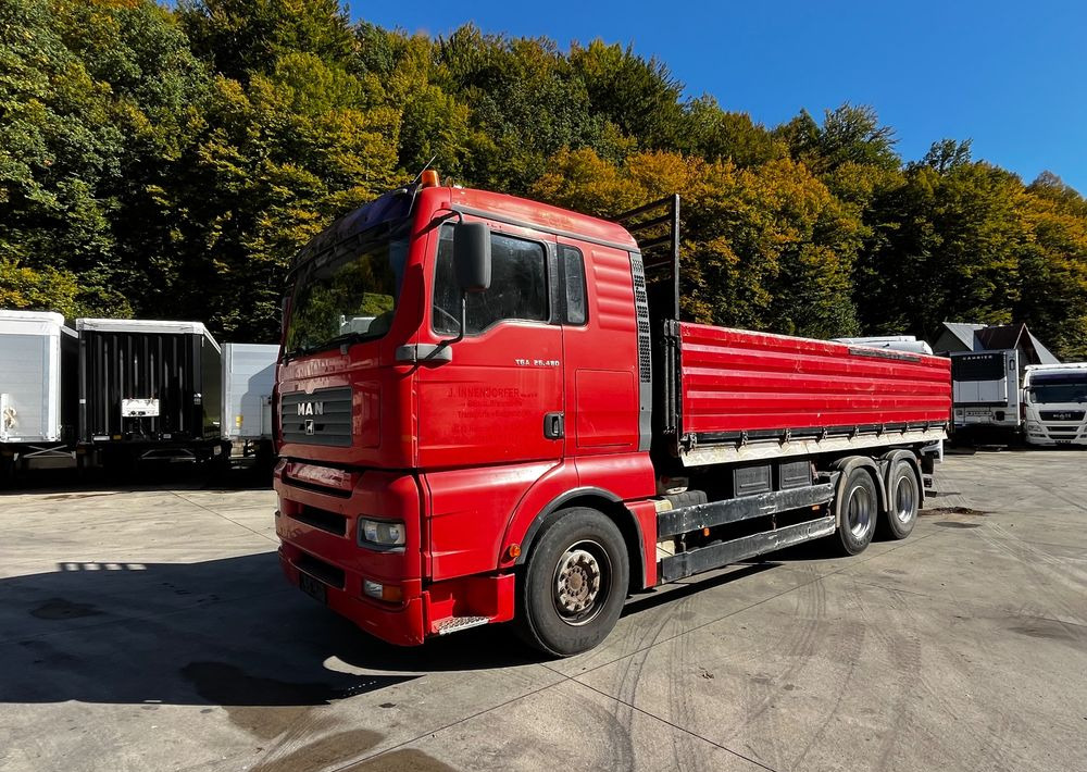 MAN TGA 26.480 // Wywrotka 3 stronna // 2004 Rok // 6x4 // Kiper Schwarzmuller // - Camião basculante: foto 2 MAN TGA 26.480 // Wywrotka 3 stronna // 2004 Rok // 6x4 // Kiper Schwarzmuller // - Camião basculante: foto 2