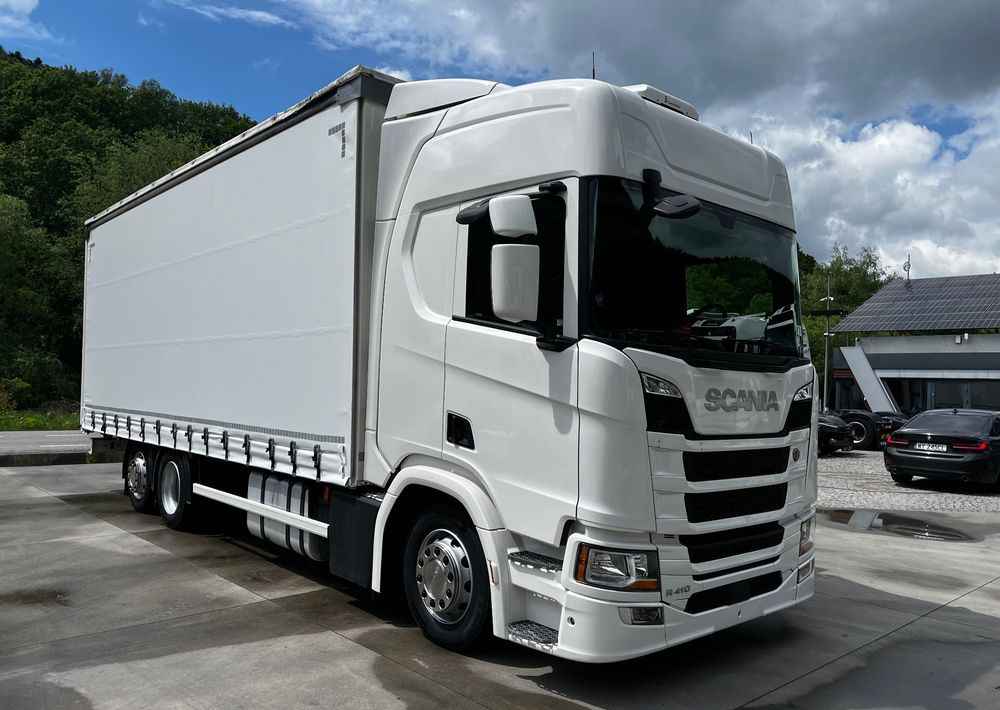 Scania R410 // 2018 Rok 6x2 // Retarder // Automat // Led // Navi // 77 // - Camião de lona: foto 3 Scania R410 // 2018 Rok 6x2 // Retarder // Automat // Led // Navi // 77 // - Camião de lona: foto 3