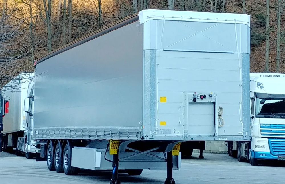 Schmitz Cargobull VARIOS + 24 PAL KOSZ - Semi-reboque de lona: foto 4 Schmitz Cargobull VARIOS + 24 PAL KOSZ - Semi-reboque de lona: foto 4