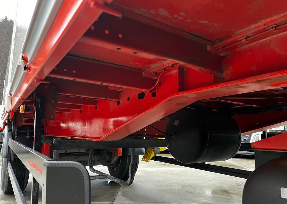 Reboque plataforma/ Caixa aberta Schwarzmuller Przyczepa Burtowa // 2011 Rok // Burty 80 // Osie SAF // 6.80x2.49 // Jak nowa !!!: foto 12