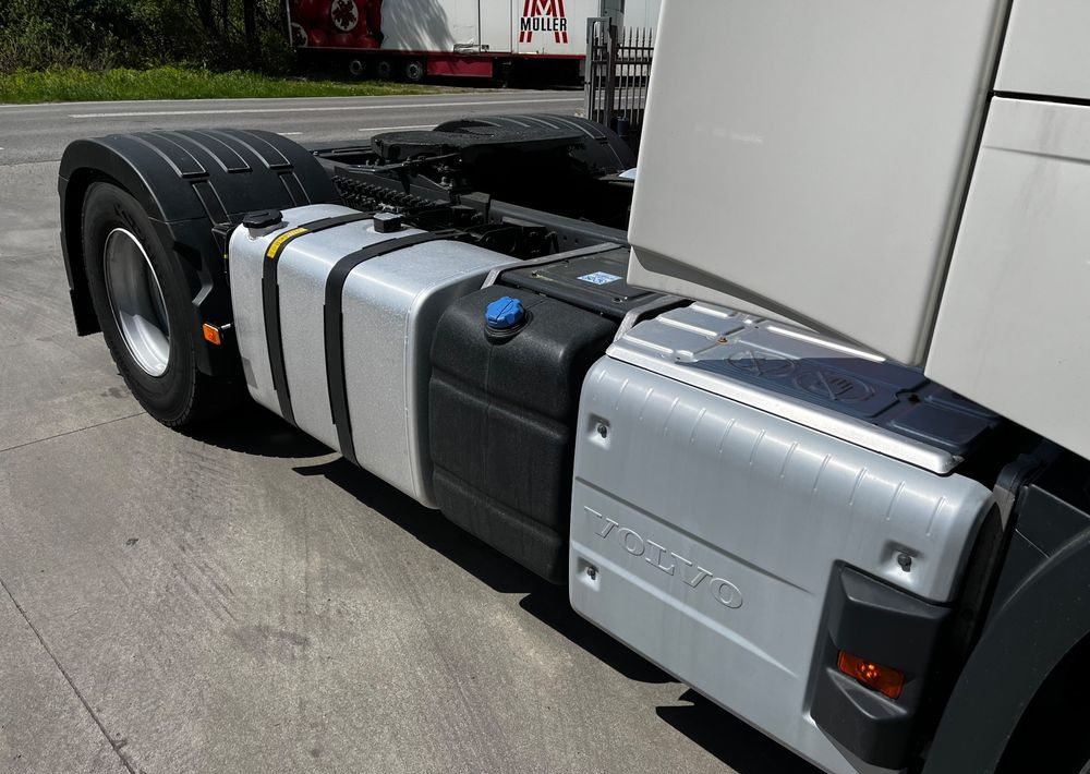 Tractor Volvo FH 500 EURO 6 // Standard // 2024 Rok // Parkclima // Globe XL // Skóry // Joystick //: foto 15