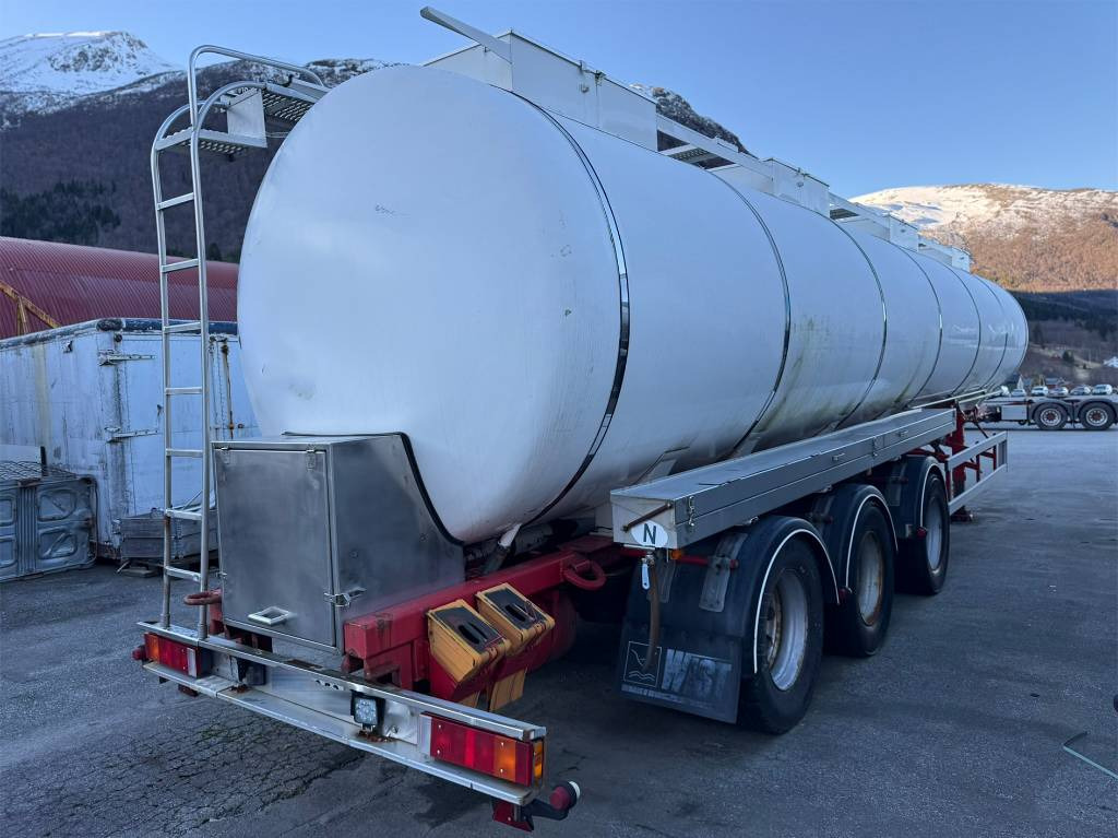 Annet Schrader tank trailer 32 m2 - Semirreboque tanque: foto 1 Annet Schrader tank trailer 32 m2 - Semirreboque tanque: foto 1