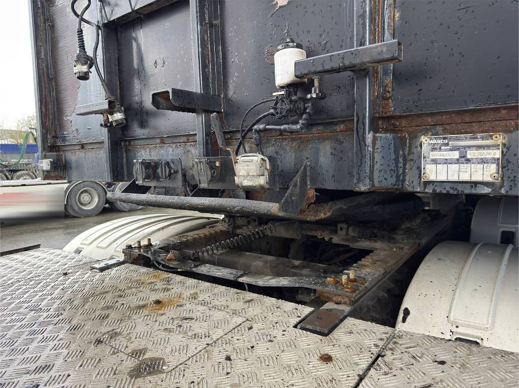 Broshuis 2190/27 maskinsemi med kjørebruer - Semi-reboque baixa: foto 4 Broshuis 2190/27 maskinsemi med kjørebruer - Semi-reboque baixa: foto 4