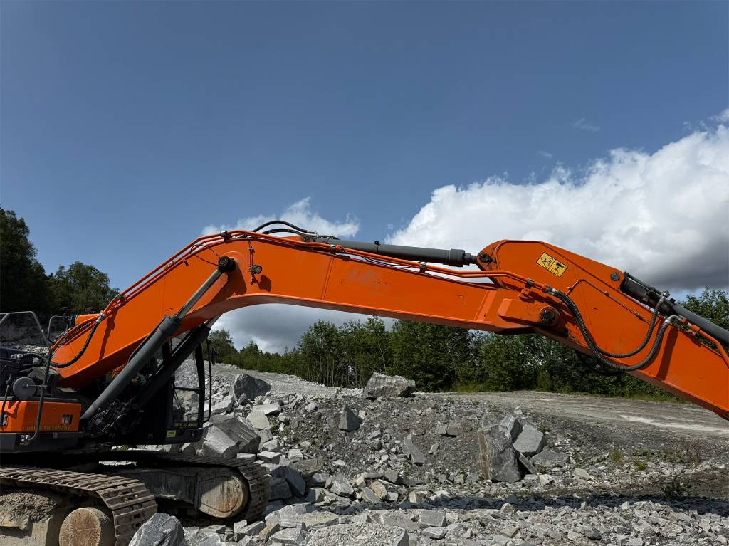 Escavadora de rastos Doosan DX 300 LC-5: foto 11 Escavadora de rastos Doosan DX 300 LC-5: foto 11