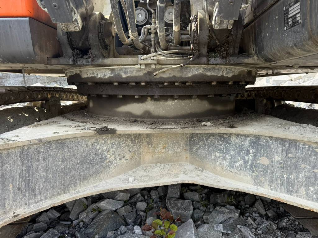 Escavadora de rastos Doosan DX 300 LC-5: foto 14 Escavadora de rastos Doosan DX 300 LC-5: foto 14