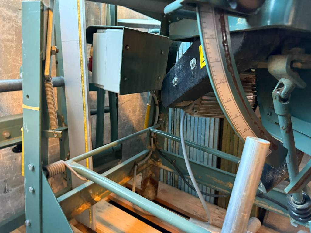 Ernex 1603 230/400 V gjerdesag med rullebord - Ferramenta/ Equipamento: foto 5 Ernex 1603 230/400 V gjerdesag med rullebord - Ferramenta/ Equipamento: foto 5