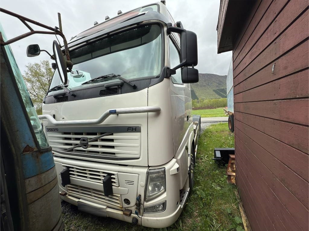 Volvo FH 540 - Camião polibenne: foto 2 Volvo FH 540 - Camião polibenne: foto 2