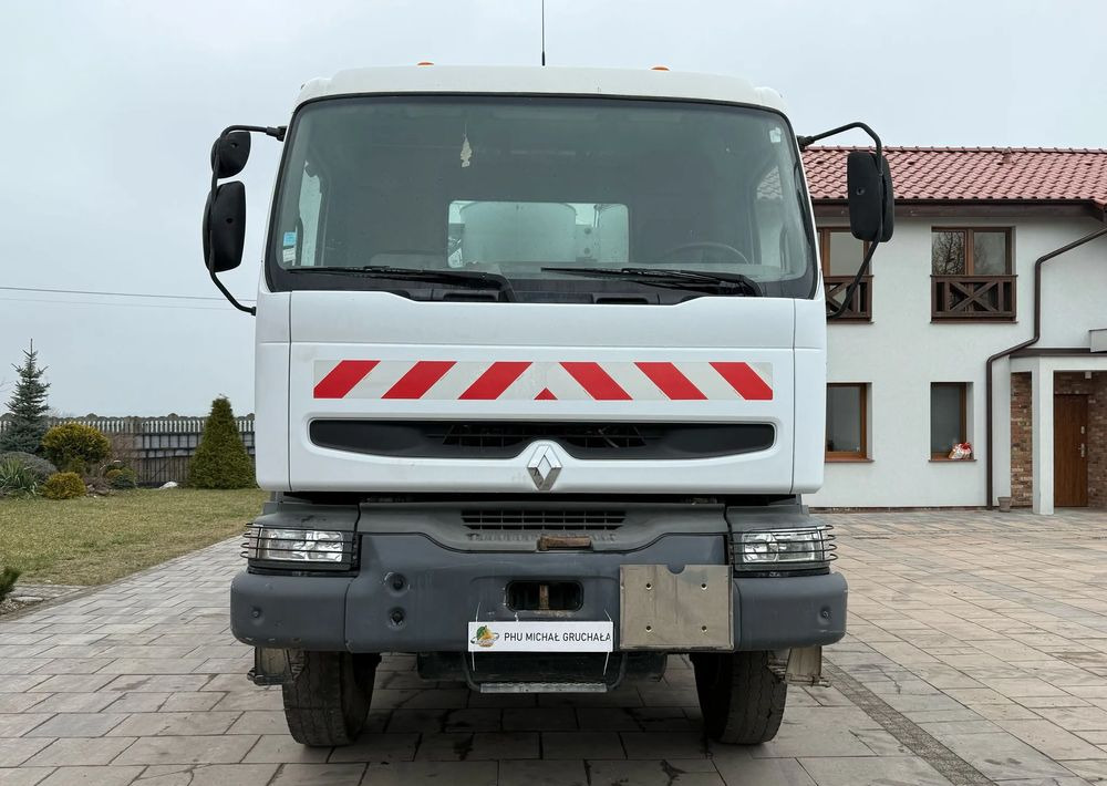 Renault Kerax 370 DCI - Caminhão tanque: foto 2 Renault Kerax 370 DCI - Caminhão tanque: foto 2