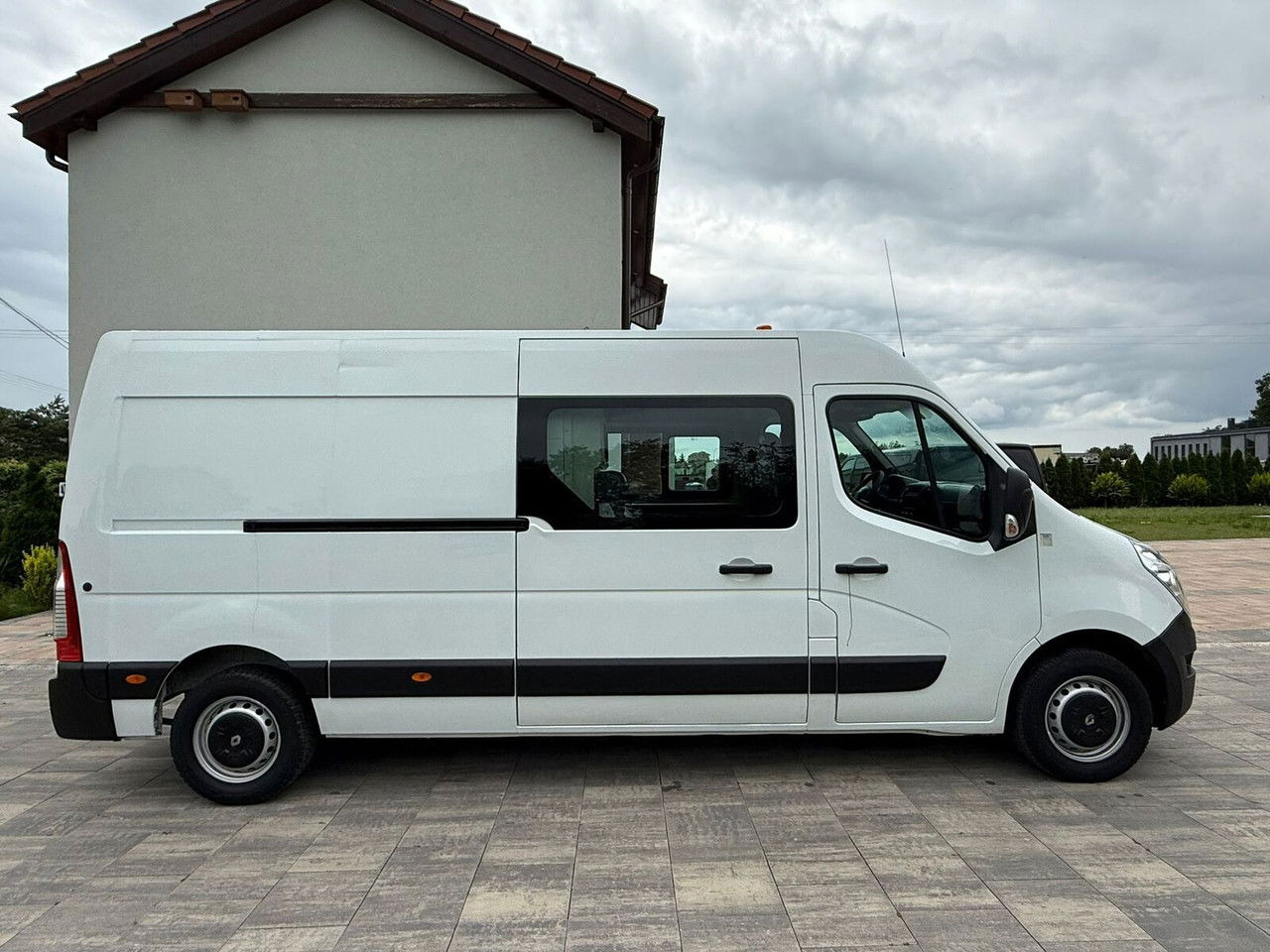 Renault Master L3H2 2016 Rok Doka Brygadówka 7-Miejsc Klima Kamera - Furgão: foto 4 Renault Master L3H2 2016 Rok Doka Brygadówka 7-Miejsc Klima Kamera - Furgão: foto 4