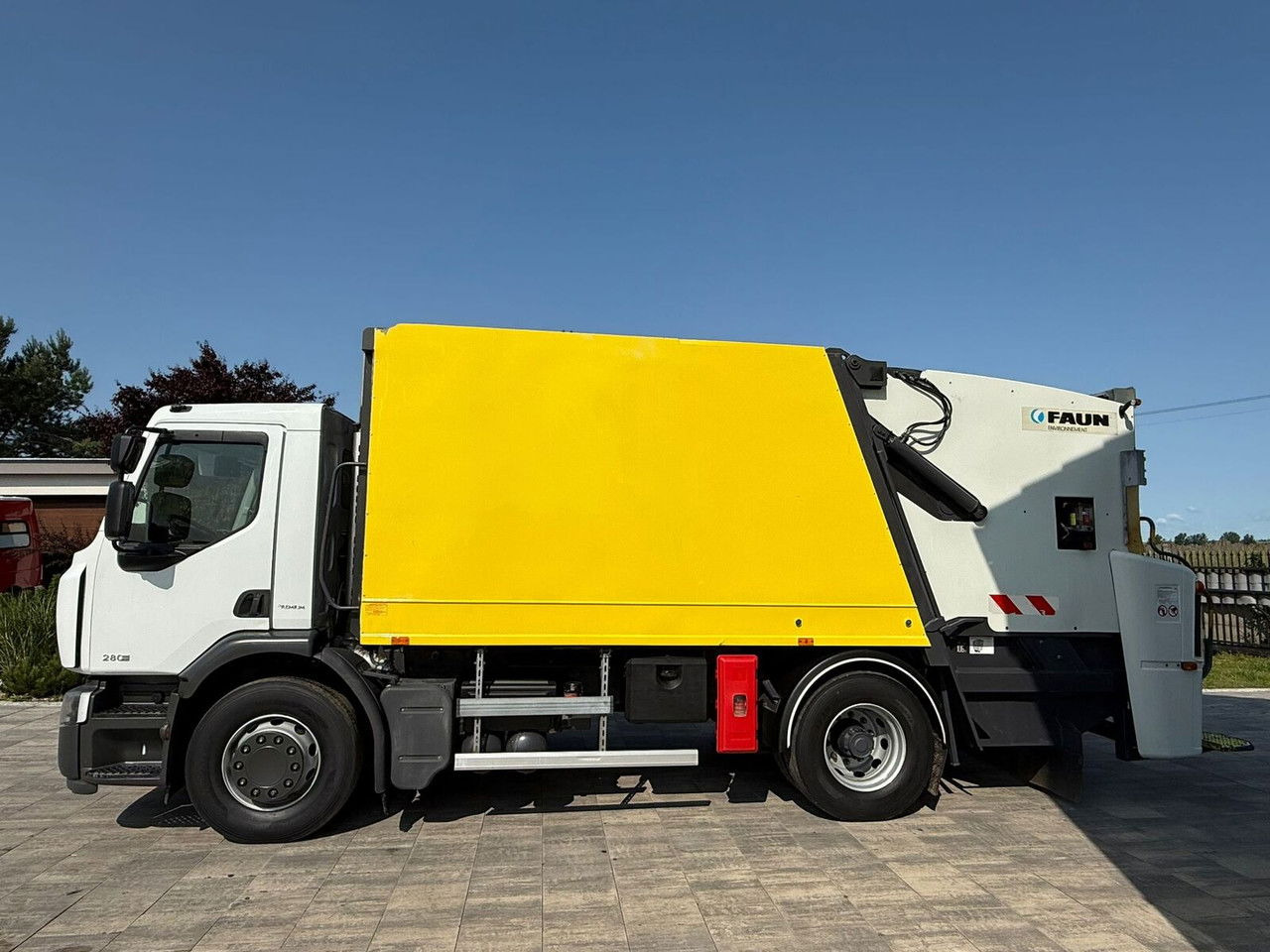Renault Premium 280 DXI Śmieciarka Faun VR5.Untr Tylko 263TYS Przebiegu - Caminhão de lixo: foto 5 Renault Premium 280 DXI Śmieciarka Faun VR5.Untr Tylko 263TYS Przebiegu - Caminhão de lixo: foto 5