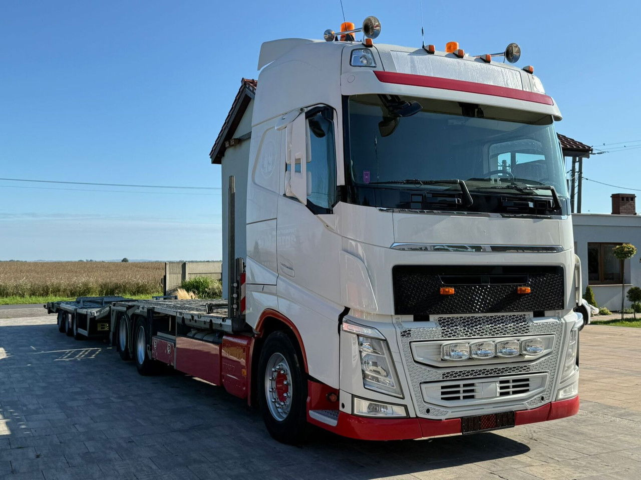 Volvo FH 460 - Camião transporte de veículos: foto 1 Volvo FH 460 - Camião transporte de veículos: foto 1