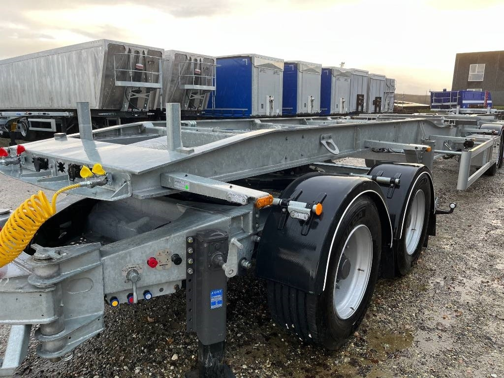 AMT Container trailer & Dolly med special træk - Reboque transportador de contêineres/ Caixa móvel: foto 4 AMT Container trailer & Dolly med special træk - Reboque transportador de contêineres/ Caixa móvel: foto 4