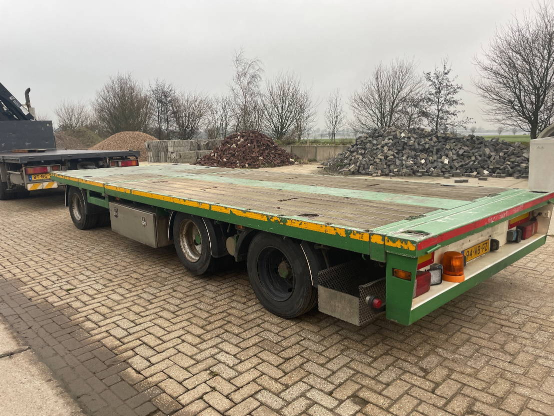 DRACO Uitschuifbare aanhangwagen 700 - 1030 laadvloer - Reboque plataforma/ Caixa aberta: foto 3 DRACO Uitschuifbare aanhangwagen 700 - 1030 laadvloer - Reboque plataforma/ Caixa aberta: foto 3