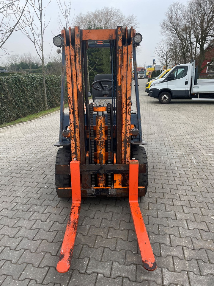 Toyota 2.5ton diesel triplo heftruck forklift - Empilhadeira: foto 5 Toyota 2.5ton diesel triplo heftruck forklift - Empilhadeira: foto 5