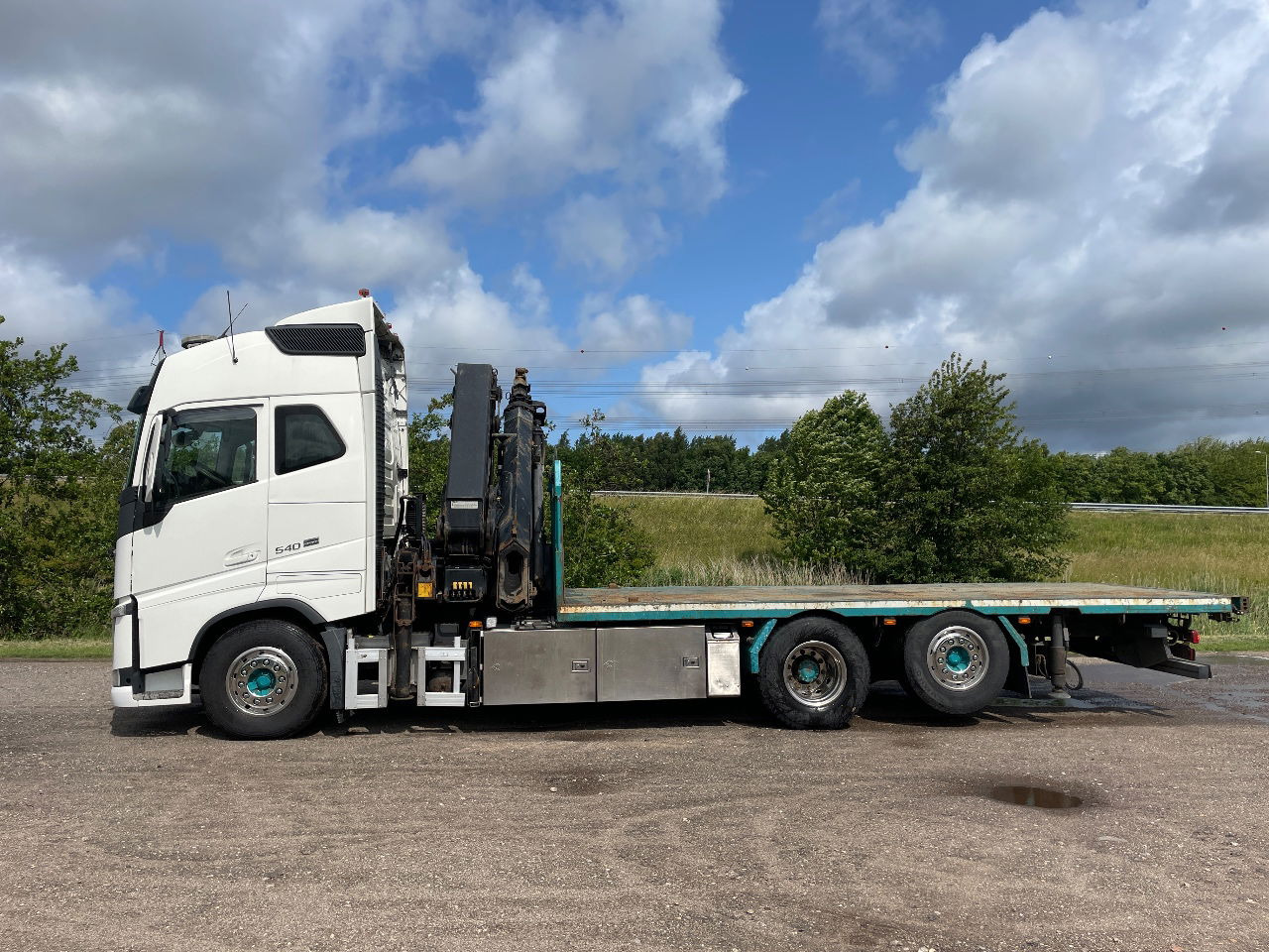 Volvo FH 13.540 FH 540 with hiab 477 e6 with remote - Camião grua: foto 3 Volvo FH 13.540 FH 540 with hiab 477 e6 with remote - Camião grua: foto 3