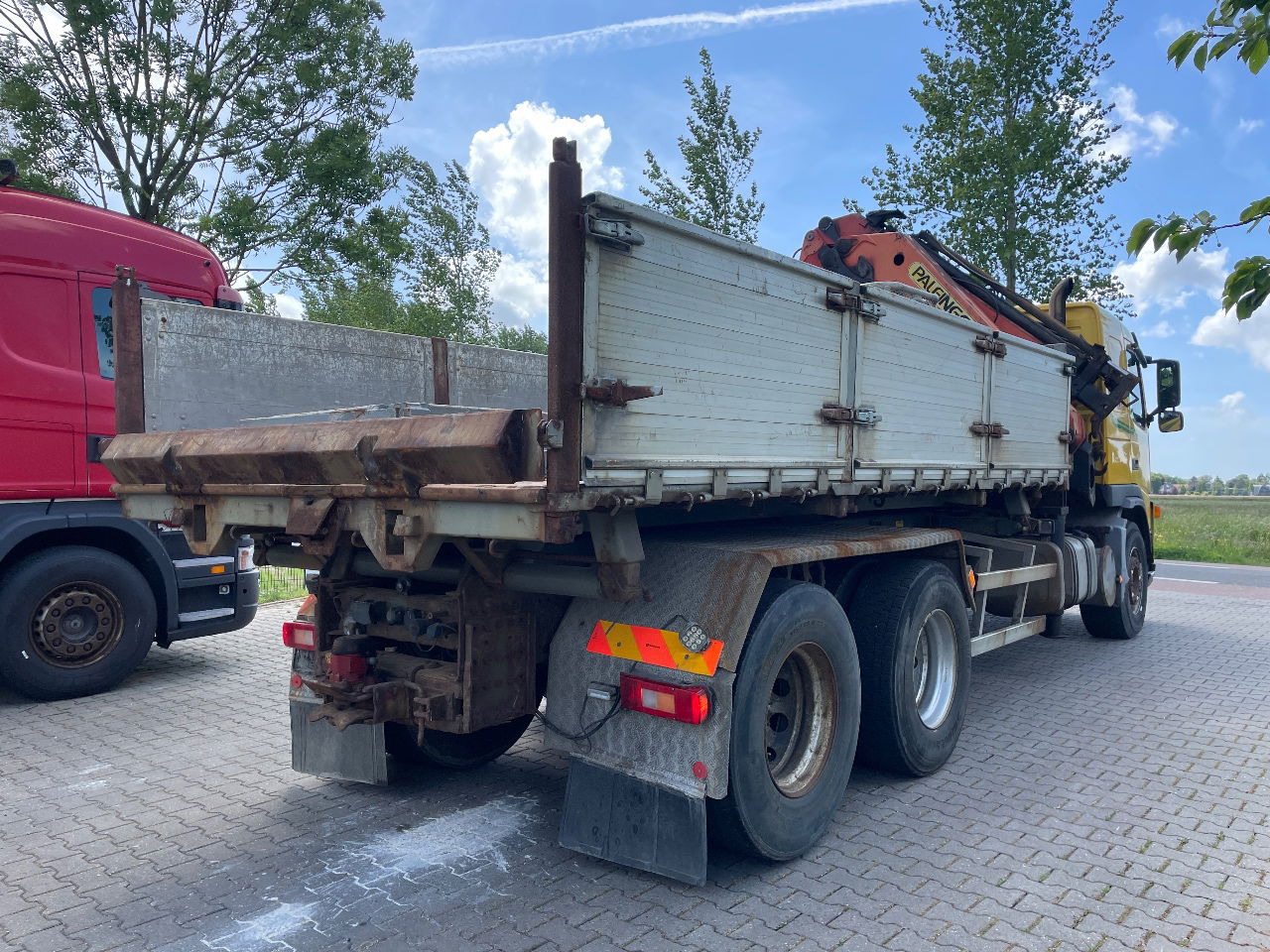 Volvo FM 12.380 .380 with Palfinger PK27000 with jib and tipper box - Camião basculante, Camião grua: foto 4 Volvo FM 12.380 .380 with Palfinger PK27000 with jib and tipper box - Camião basculante, Camião grua: foto 4