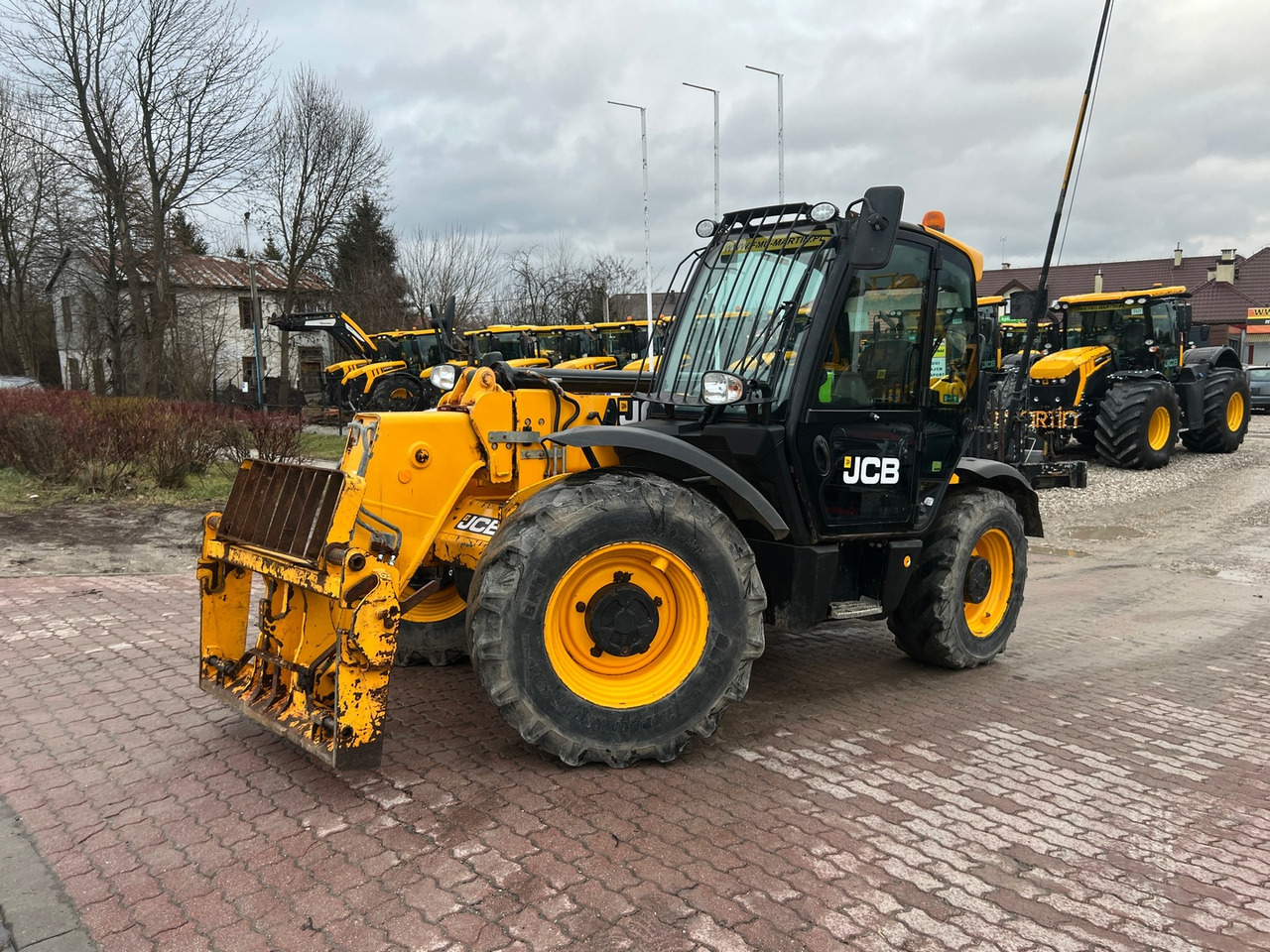 JCB 535-95 - Empilhador telescópico: foto 1 JCB 535-95 - Empilhador telescópico: foto 1