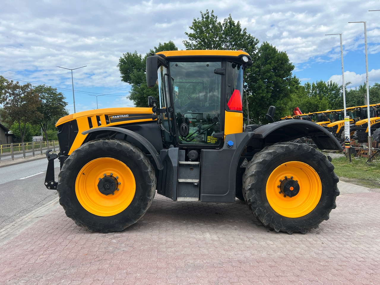 JCB Fastrac 4220 - Trator: foto 2 JCB Fastrac 4220 - Trator: foto 2