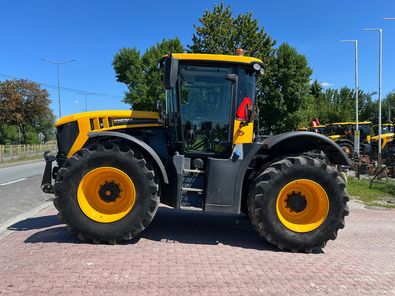 JCB Fastrac 4220 - Trator: foto 2 JCB Fastrac 4220 - Trator: foto 2