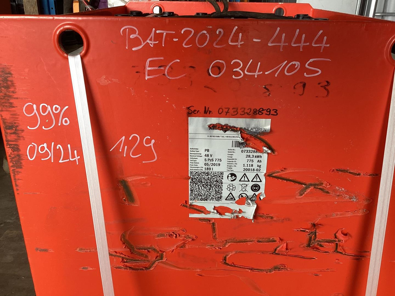 AIM 48V 5 PzS 775 - Bateria automotiva por Equipamento de movimentação: foto 2 AIM 48V 5 PzS 775 - Bateria automotiva por Equipamento de movimentação: foto 2