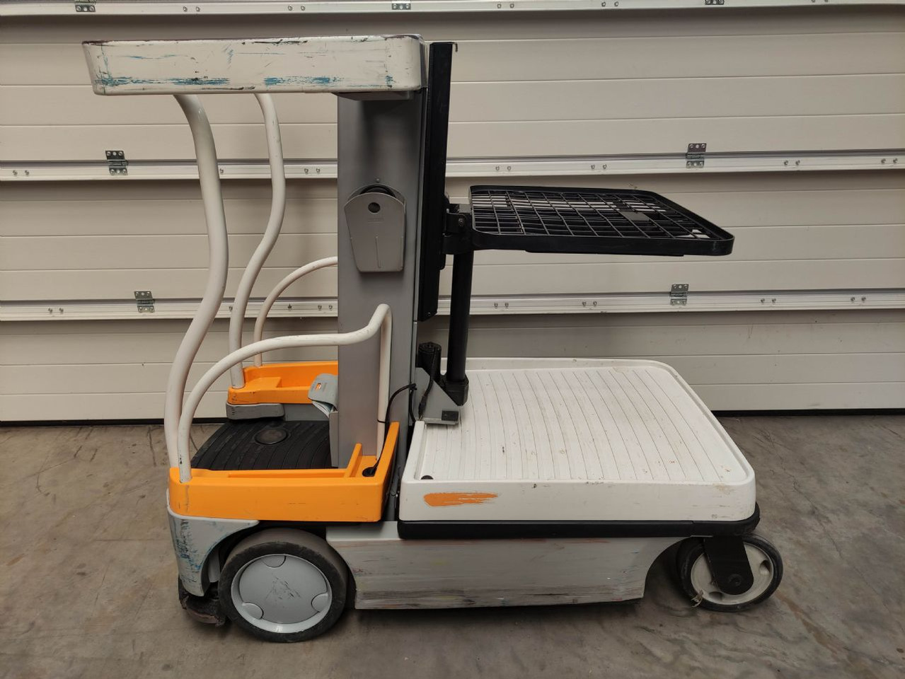 Crown WAV50-118 - Order-picker: foto 2 Crown WAV50-118 - Order-picker: foto 2