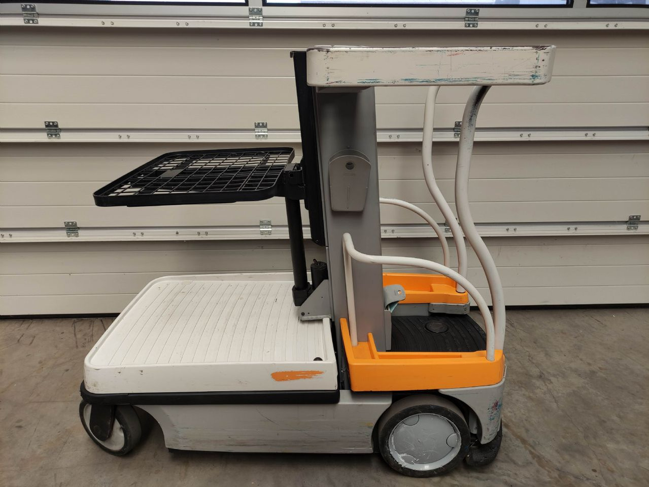 Crown WAV50-118 - Order-picker: foto 1 Crown WAV50-118 - Order-picker: foto 1