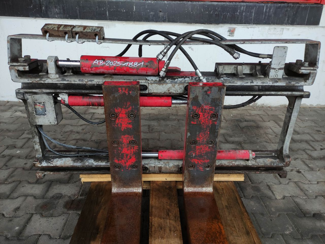 Durwen RZV45GS - Garfos: foto 1 Durwen RZV45GS - Garfos: foto 1