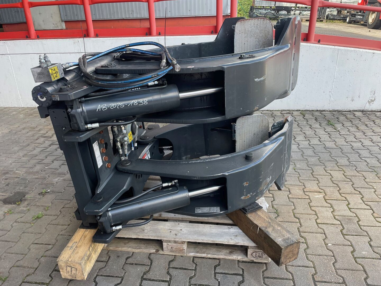 Meyer 5-2644G-16A - Equipamento por Empilhadeira: foto 2 Meyer 5-2644G-16A - Equipamento por Empilhadeira: foto 2