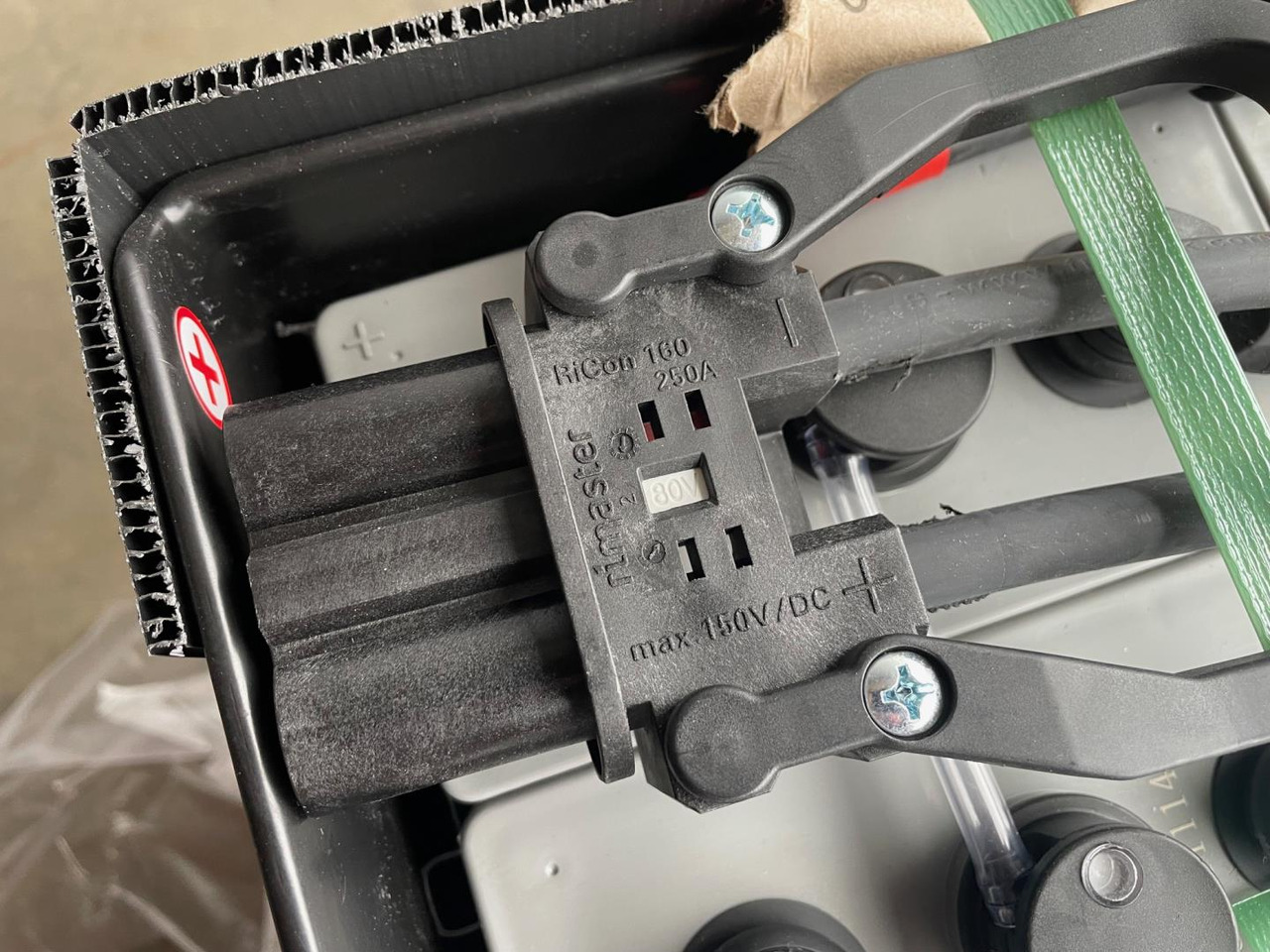 Eternity 80V 5 EPzS 625 - Bateria automotiva por Equipamento de movimentação: foto 3 Eternity 80V 5 EPzS 625 - Bateria automotiva por Equipamento de movimentação: foto 3