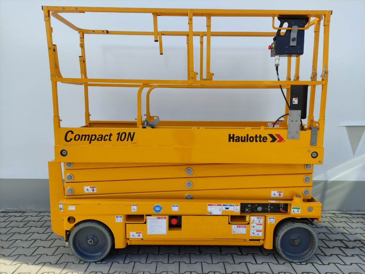 Haulotte Compact 10N - Plataforma de Tijera/ Plataforma de tesoura: foto 2 Haulotte Compact 10N - Plataforma de Tijera/ Plataforma de tesoura: foto 2
