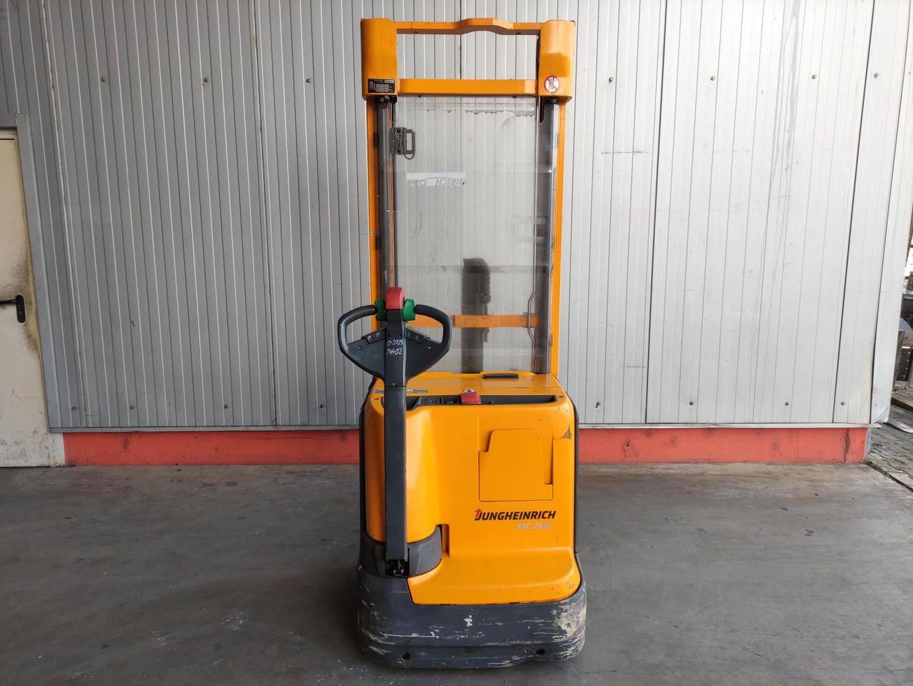 Jungheinrich EJC 212 Z - Stacker: foto 4 Jungheinrich EJC 212 Z - Stacker: foto 4