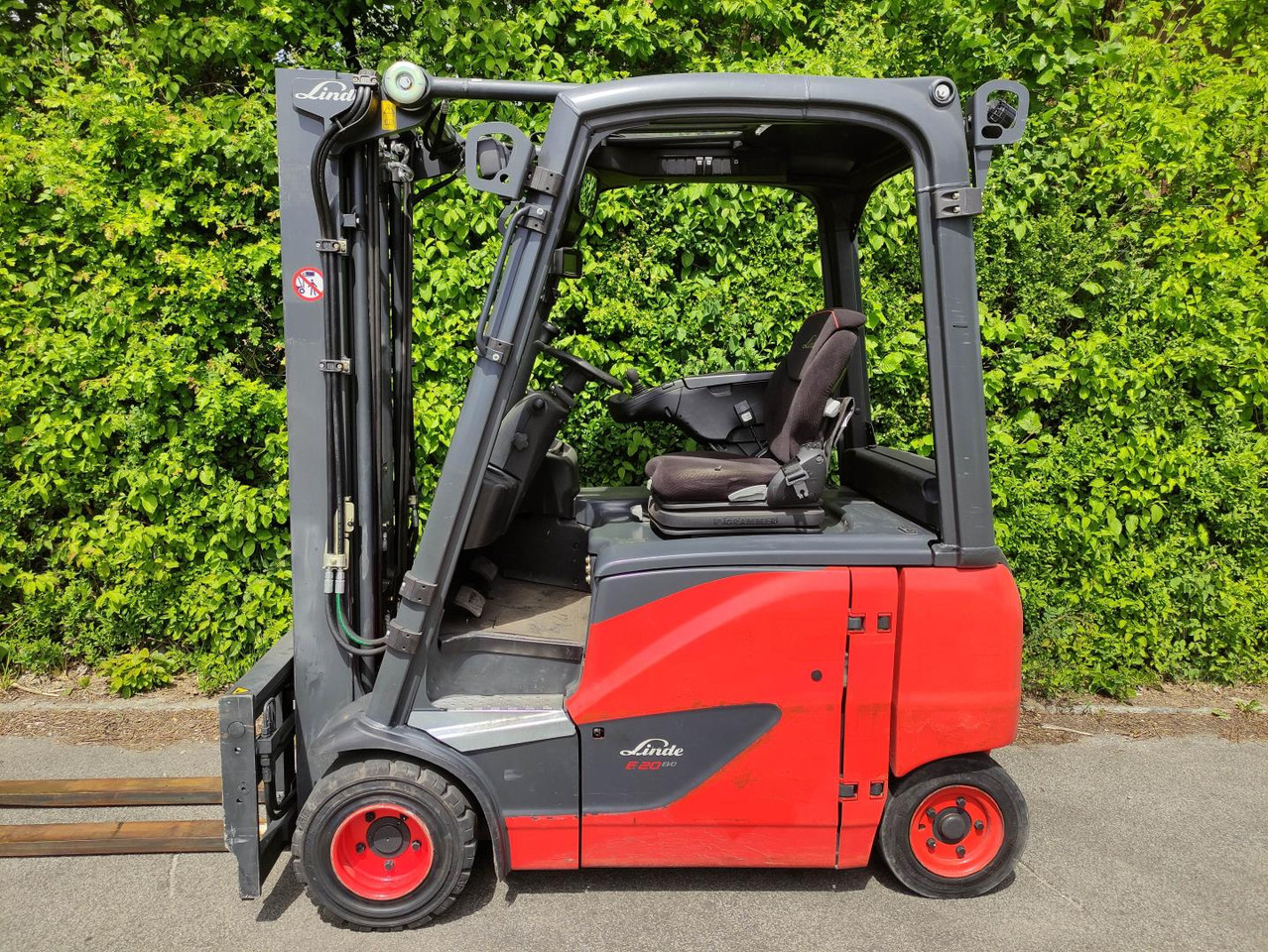 Linde E20-PH-02 - Empilhadeira elétrica: foto 1 Linde E20-PH-02 - Empilhadeira elétrica: foto 1