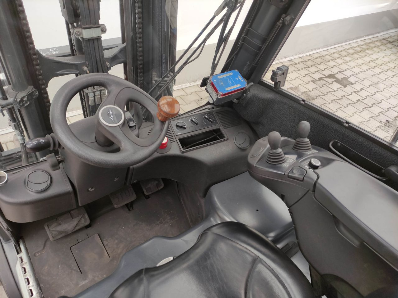 Linde E20PL-02-386 - Empilhadeira elétrica: foto 5 Linde E20PL-02-386 - Empilhadeira elétrica: foto 5