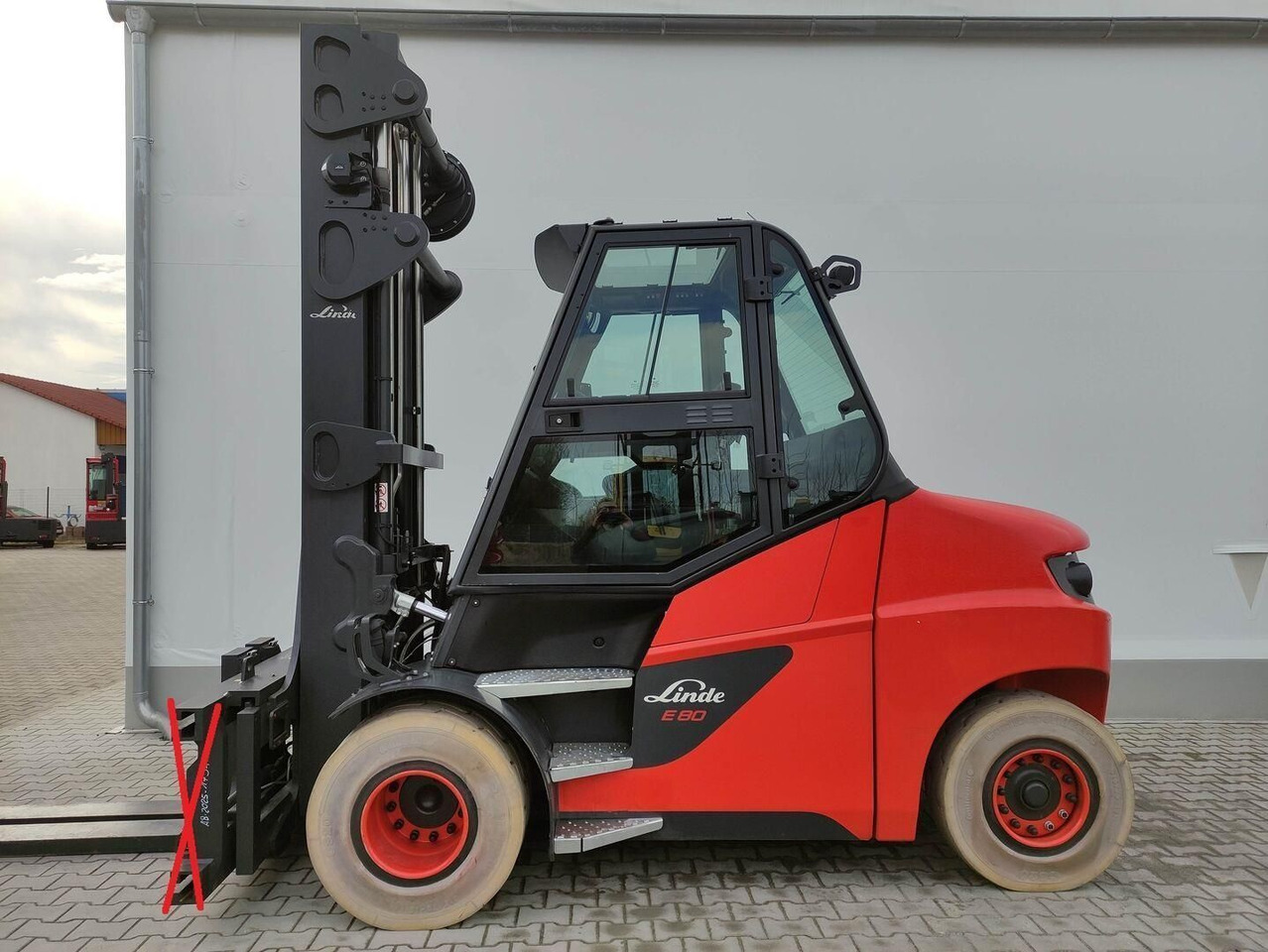Linde E80-01/900 - Empilhadeira elétrica: foto 1 Linde E80-01/900 - Empilhadeira elétrica: foto 1