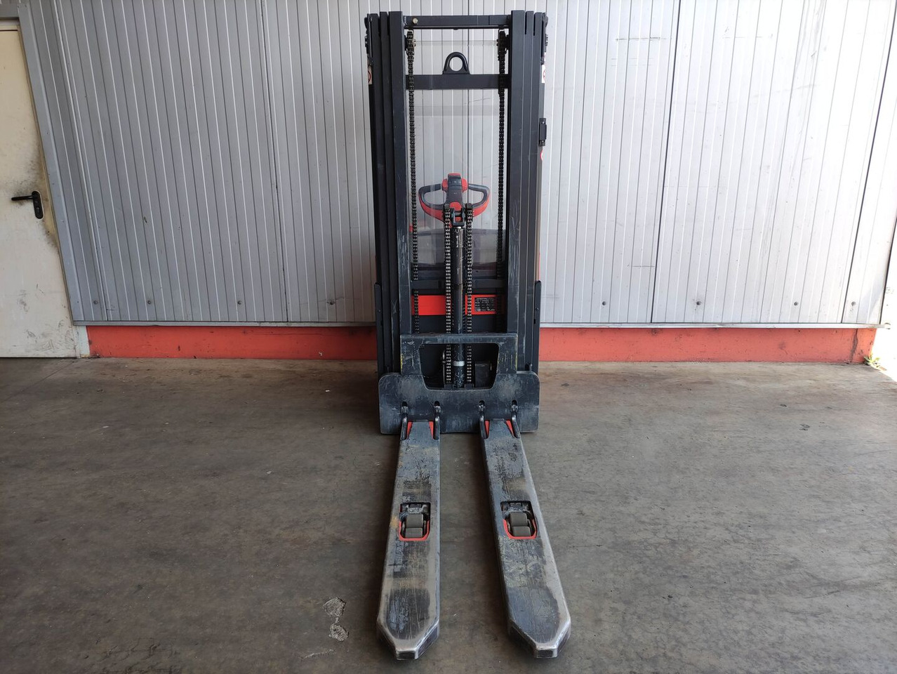 Linde L16i-1173 - Stacker: foto 3 Linde L16i-1173 - Stacker: foto 3