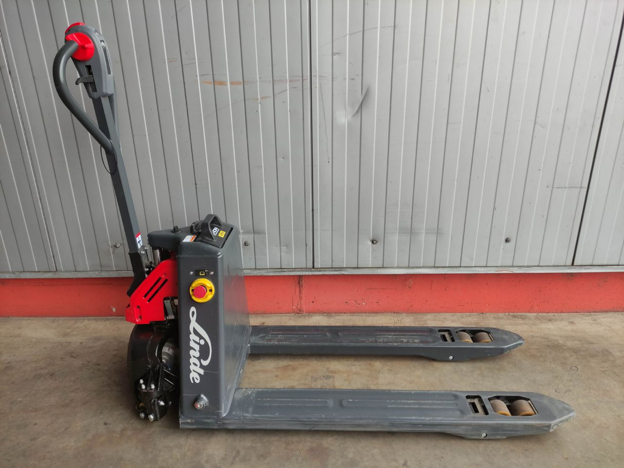 Linde MT15C - Porta-palete: foto 2 Linde MT15C - Porta-palete: foto 2
