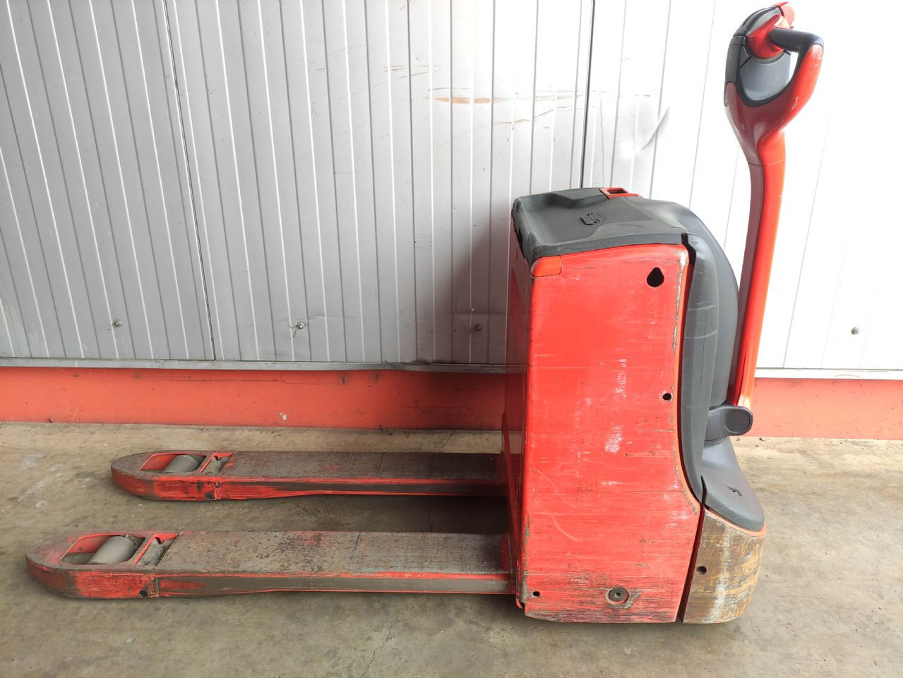 Linde T16-1152 - Porta-palete: foto 1 Linde T16-1152 - Porta-palete: foto 1