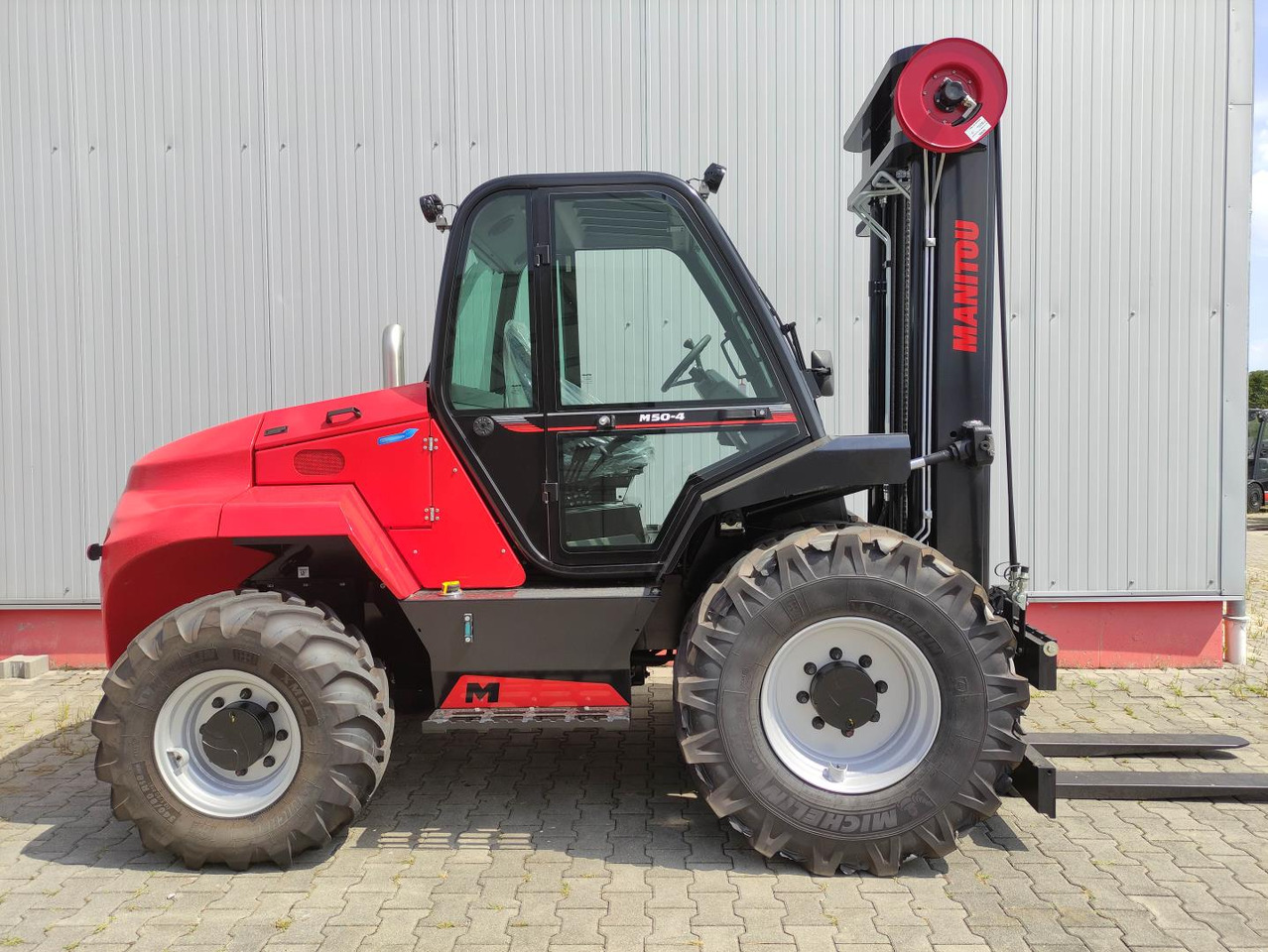 Manitou M50-4-D (NEU) - Empilhador todo-o-terreno: foto 2 Manitou M50-4-D (NEU) - Empilhador todo-o-terreno: foto 2