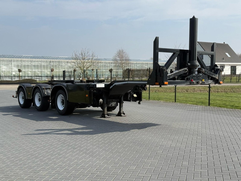 D-Tec CTD-41-03D TIPPER, CONTAINER, STEERING, LIFT AXLE. - Semi-reboque transportador de contêineres/ Caixa móvel: foto 2 D-Tec CTD-41-03D TIPPER, CONTAINER, STEERING, LIFT AXLE. - Semi-reboque transportador de contêineres/ Caixa móvel: foto 2