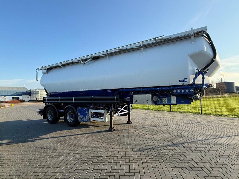 Feldbinder EUT 45.2 VERWEEG TRAILER, CITY, ACHTERAS GESTUURD, 45,2 KUUB, 7 VAKKEN. - Semirreboque tanque: foto 5 Feldbinder EUT 45.2 VERWEEG TRAILER, CITY, ACHTERAS GESTUURD, 45,2 KUUB, 7 VAKKEN. - Semirreboque tanque: foto 5