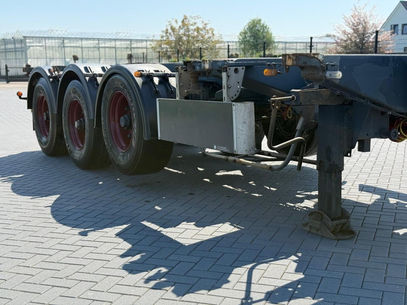Pacton T3-010 20,40,45 FT, MULTI CHASSIS, APK GEKEURD. - Semi-reboque transportador de contêineres/ Caixa móvel: foto 4 Pacton T3-010 20,40,45 FT, MULTI CHASSIS, APK GEKEURD. - Semi-reboque transportador de contêineres/ Caixa móvel: foto 4