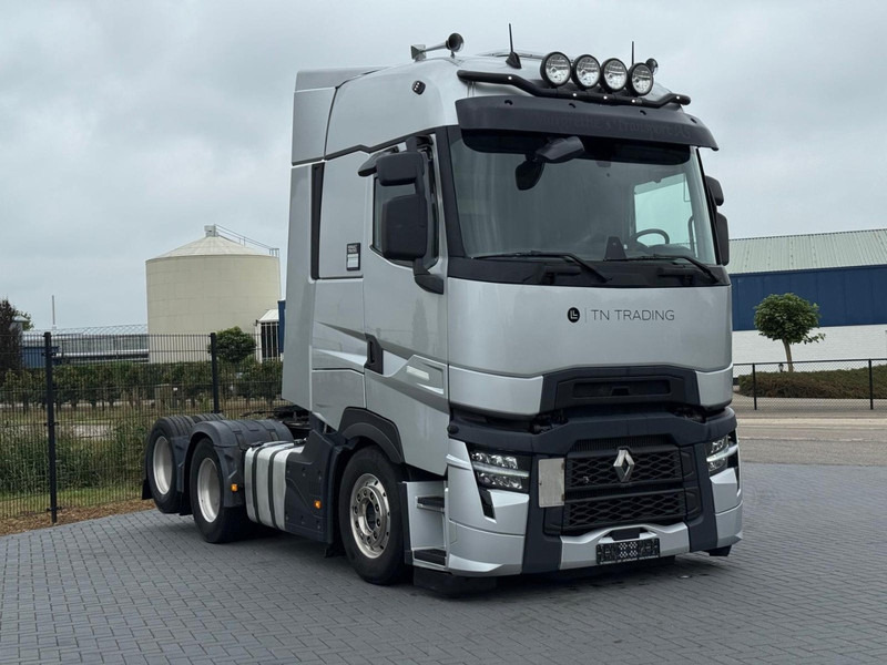 Renault T520 HIGH EVOLUTION, PTO PREP, DYN. STEERING, VOLLUCHT, 3.20WB, ALCOA, RETARDER, PARK COOL. - Tractor: foto 1 Renault T520 HIGH EVOLUTION, PTO PREP, DYN. STEERING, VOLLUCHT, 3.20WB, ALCOA, RETARDER, PARK COOL. - Tractor: foto 1
