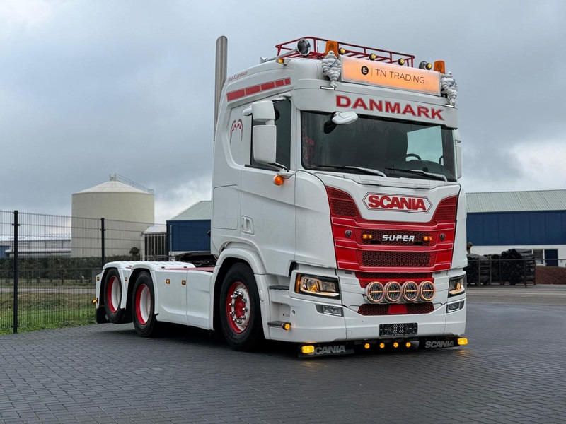 Scania R500 NGS SHOWTRUCK, 2.95WB, HYDRAULIEK, VOLLUCHT, OLD SCHOOL. - Tractor: foto 1 Scania R500 NGS SHOWTRUCK, 2.95WB, HYDRAULIEK, VOLLUCHT, OLD SCHOOL. - Tractor: foto 1
