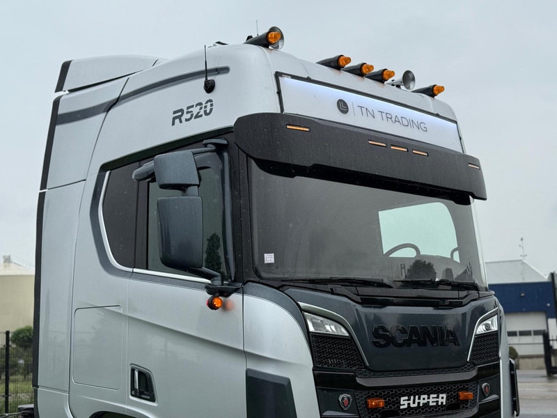 Scania R520 V8 NGS 6 BALLOONS, FULL AIR, RETARDER, 2X TANK, SHOW, FULL SPOILER. - Tractor: foto 5 Scania R520 V8 NGS 6 BALLOONS, FULL AIR, RETARDER, 2X TANK, SHOW, FULL SPOILER. - Tractor: foto 5