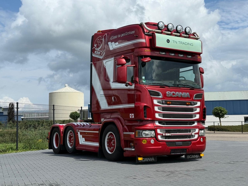 Scania R520A6X2/4NB VOLLUCHT, LEER, RETARDER, SHOW, 6X2/4, TOP CONDITIE. - Tractor: foto 1 Scania R520A6X2/4NB VOLLUCHT, LEER, RETARDER, SHOW, 6X2/4, TOP CONDITIE. - Tractor: foto 1