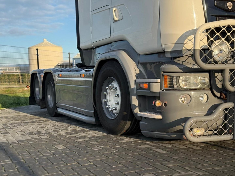 Scania R580 VOLLE SHOWTRUCK, VOLLUCHT, OPEN UITLAAT, INTERIEUR. - Tractor: foto 4 Scania R580 VOLLE SHOWTRUCK, VOLLUCHT, OPEN UITLAAT, INTERIEUR. - Tractor: foto 4