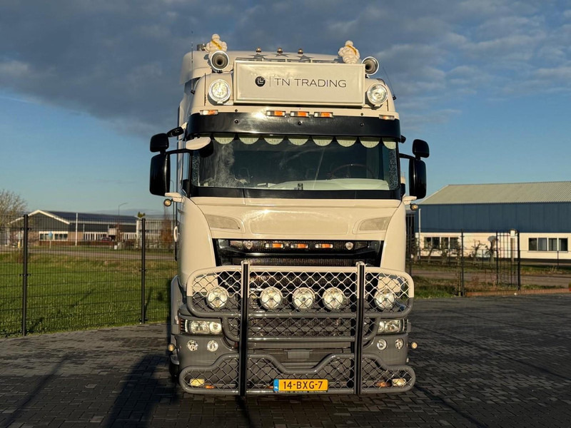Scania R580 VOLLE SHOWTRUCK, VOLLUCHT, OPEN UITLAAT, INTERIEUR. - Tractor: foto 2 Scania R580 VOLLE SHOWTRUCK, VOLLUCHT, OPEN UITLAAT, INTERIEUR. - Tractor: foto 2