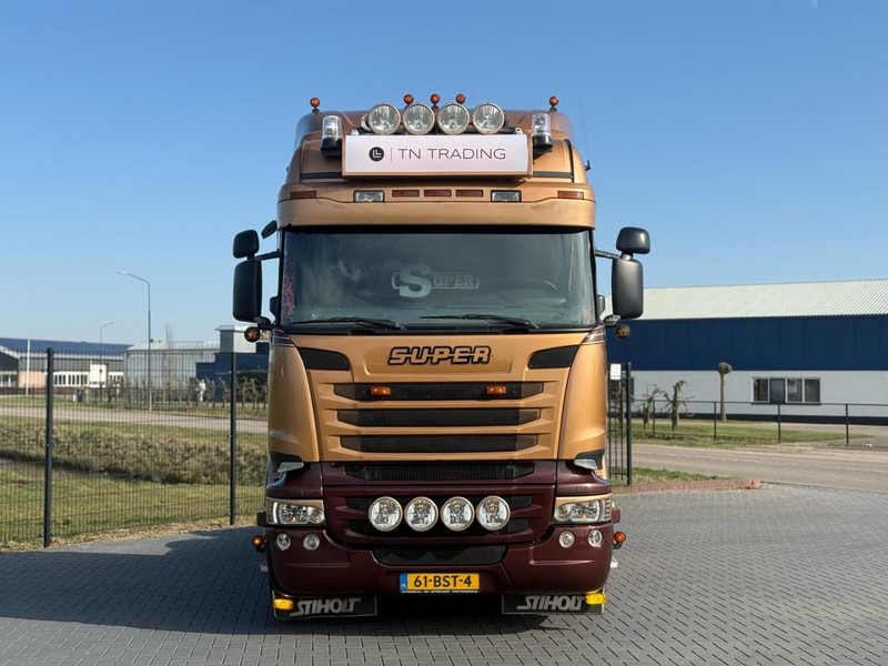 Scania R730 V8 V8, SHOWTRUCK VOLLUCHT, RETARDER,  HYDRAULIEK, BOOGIE, ALU WIELEN, LEER. - Tractor: foto 4 Scania R730 V8 V8, SHOWTRUCK VOLLUCHT, RETARDER,  HYDRAULIEK, BOOGIE, ALU WIELEN, LEER. - Tractor: foto 4
