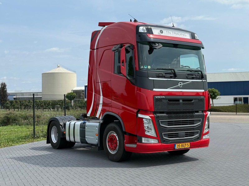 Volvo FH13.420 ADR, NL TRUCK, ALCOA, STEEL/AIR, PERFECT CONDITION, 2X TANK. - Tractor: foto 1 Volvo FH13.420 ADR, NL TRUCK, ALCOA, STEEL/AIR, PERFECT CONDITION, 2X TANK. - Tractor: foto 1