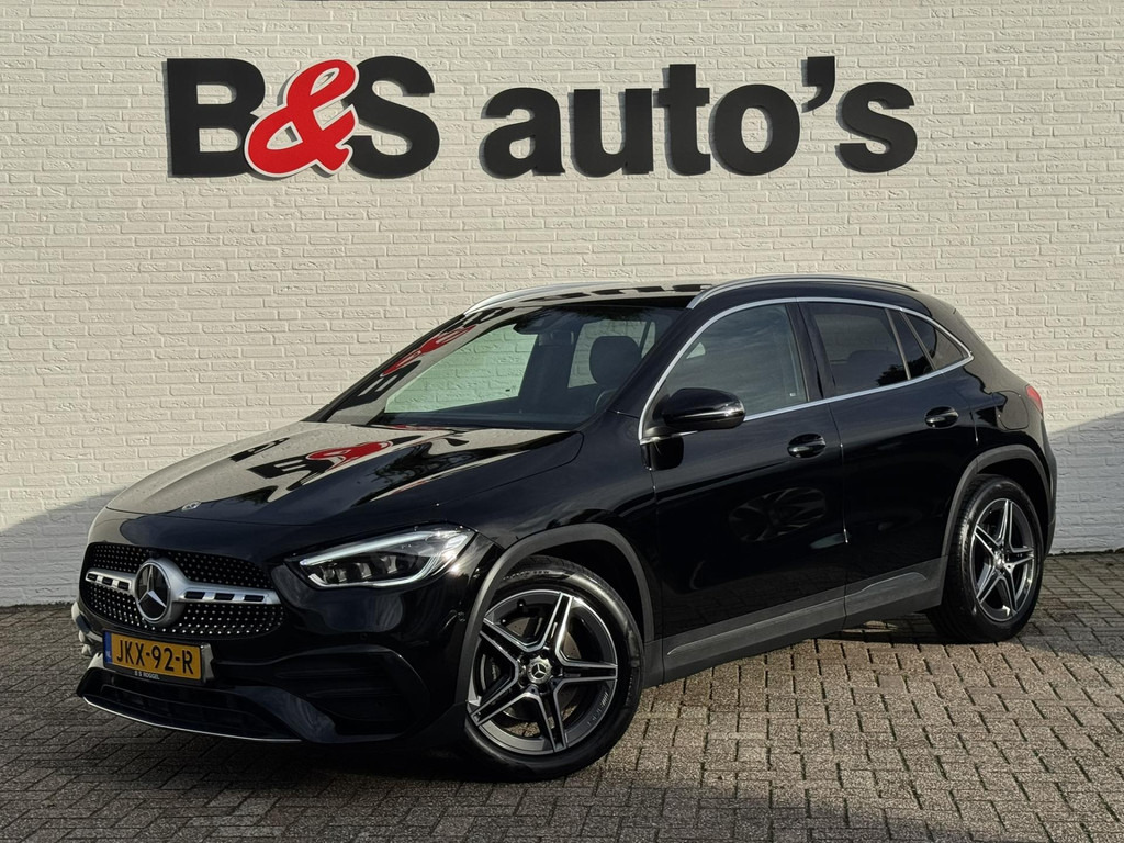 Mercedes-Benz GLA-200 AMG Sfeerverlichting Trekhaak Cruise Climate Navigatie Bluetooth Stoelverwarming - SUV: foto 1 Mercedes-Benz GLA-200 AMG Sfeerverlichting Trekhaak Cruise Climate Navigatie Bluetooth Stoelverwarming - SUV: foto 1
